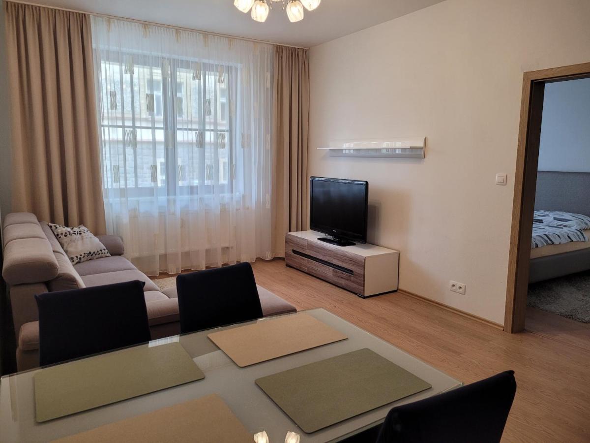 Apartment Svahova Карлові Вари Екстер'єр фото
